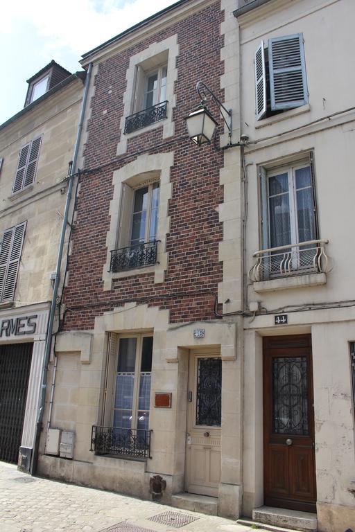Maison De Ville Panzió Magny-en-Vexin Kültér fotó