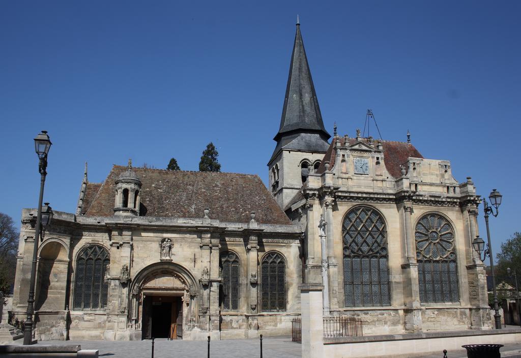 Maison De Ville Panzió Magny-en-Vexin Kültér fotó