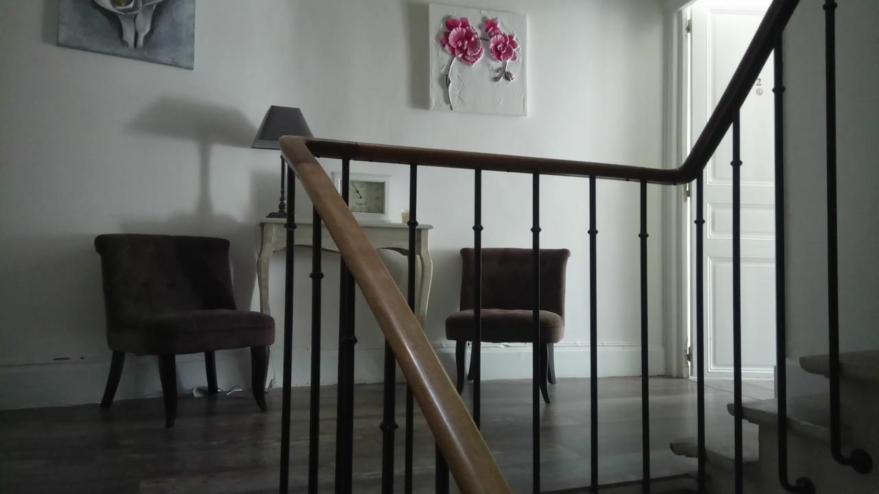 Maison De Ville Panzió Magny-en-Vexin Kültér fotó