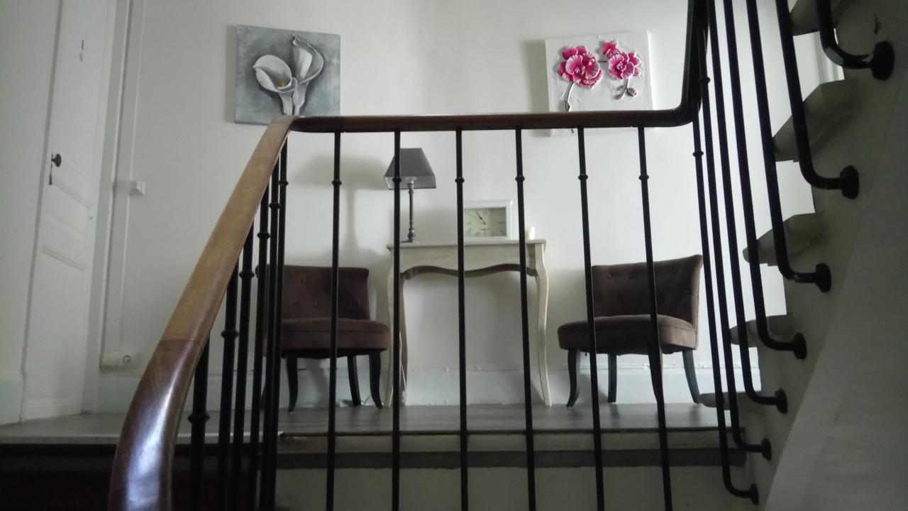 Maison De Ville Panzió Magny-en-Vexin Kültér fotó
