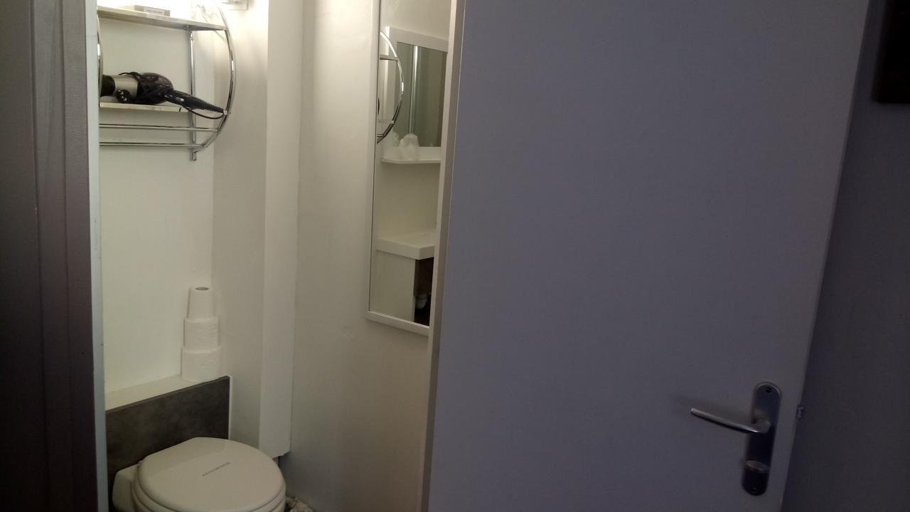 Maison De Ville Panzió Magny-en-Vexin Kültér fotó